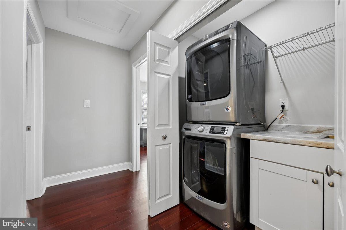 6 Crestview Court photo 58