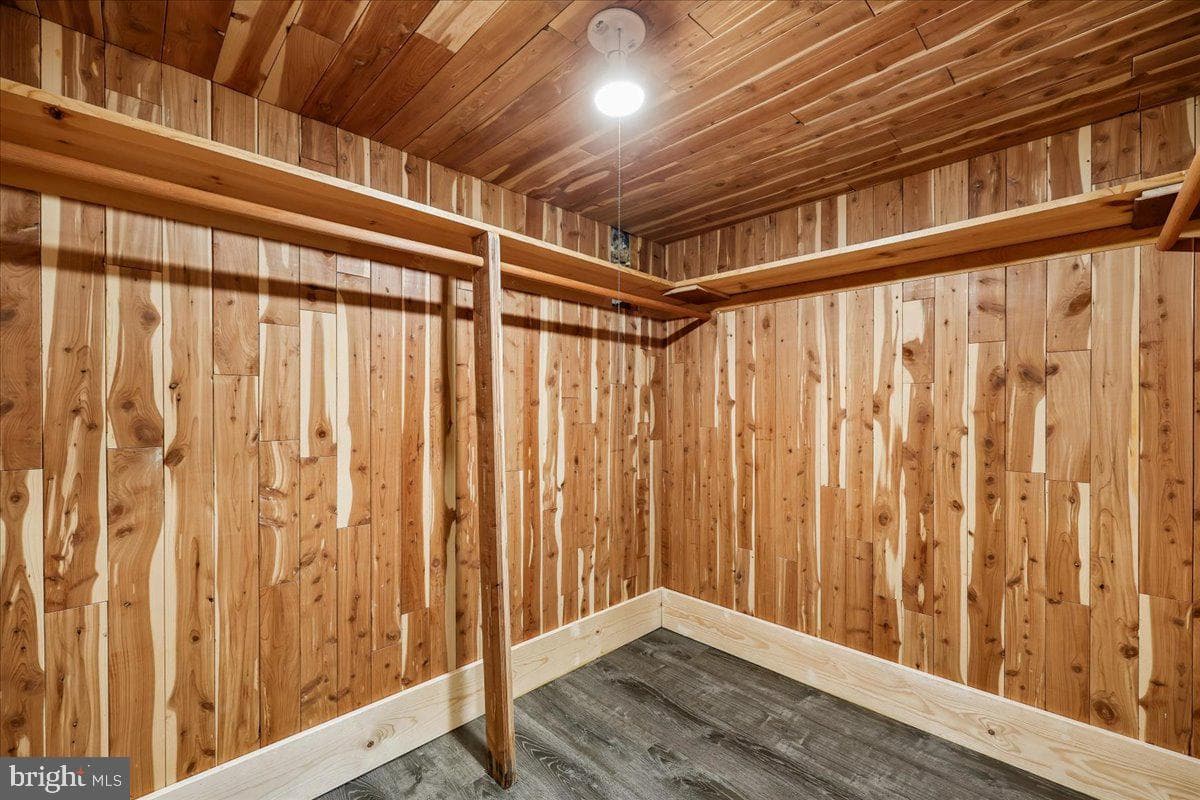 6 Crestview Court photo 72