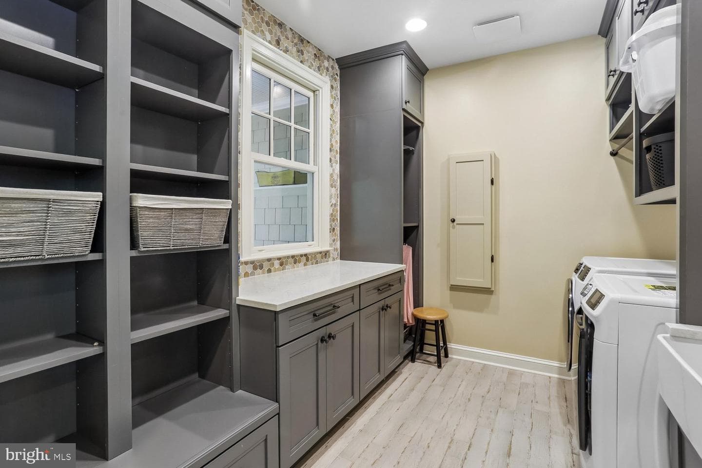 11736 Gainsborough Road photo 49