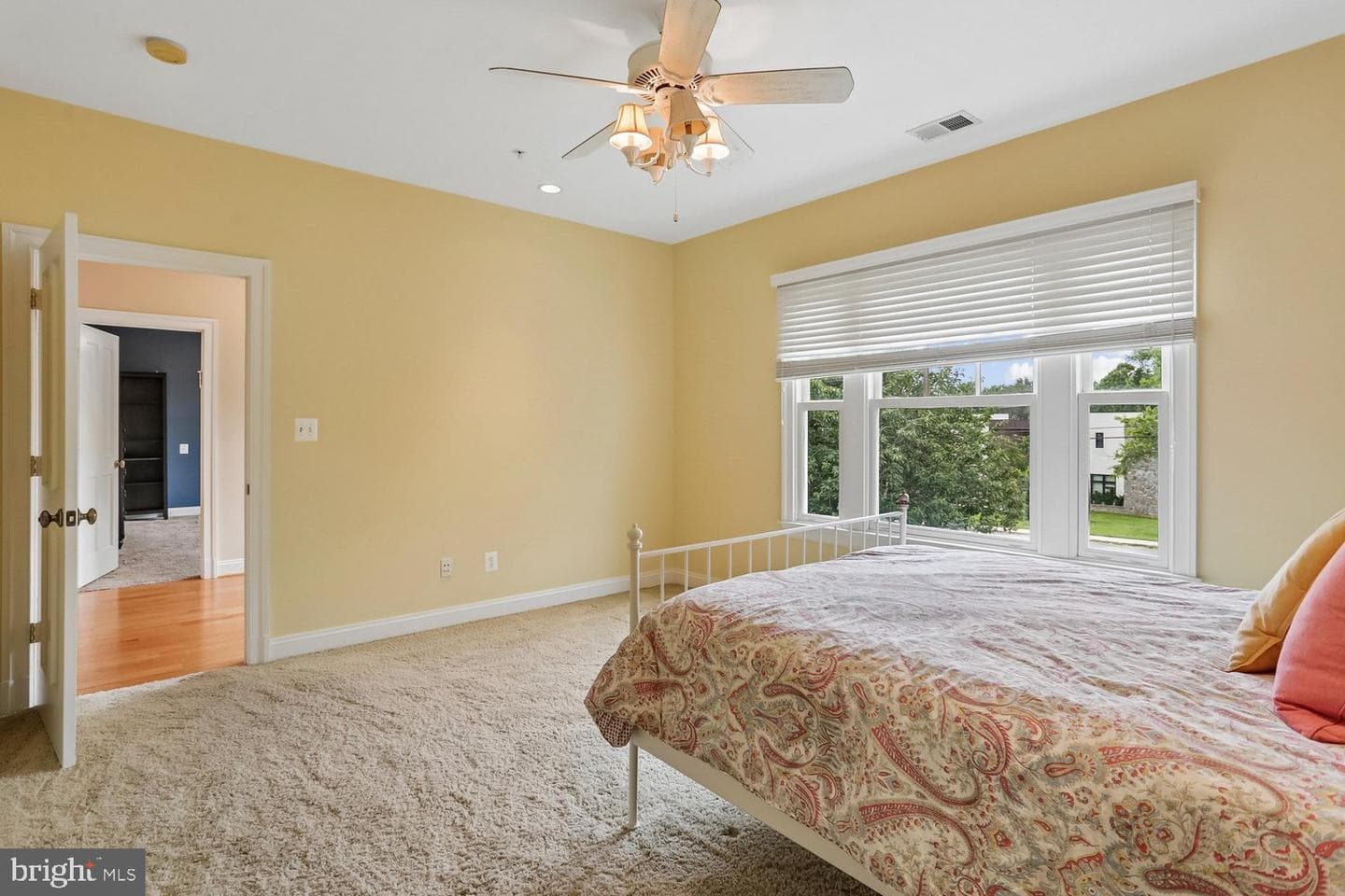 11736 Gainsborough Road photo 69