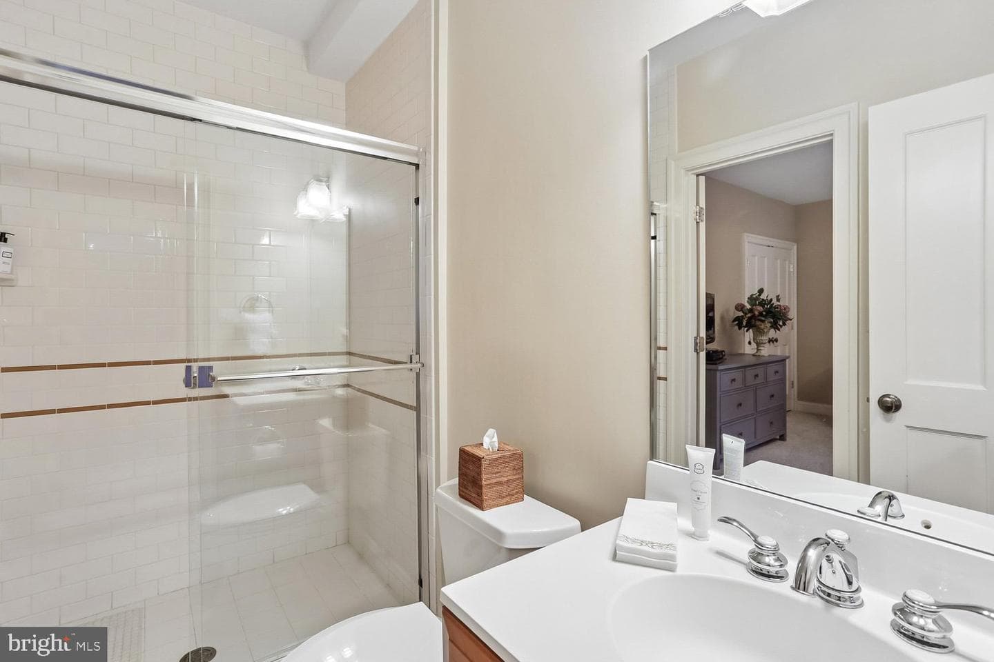 11736 Gainsborough Road photo 88