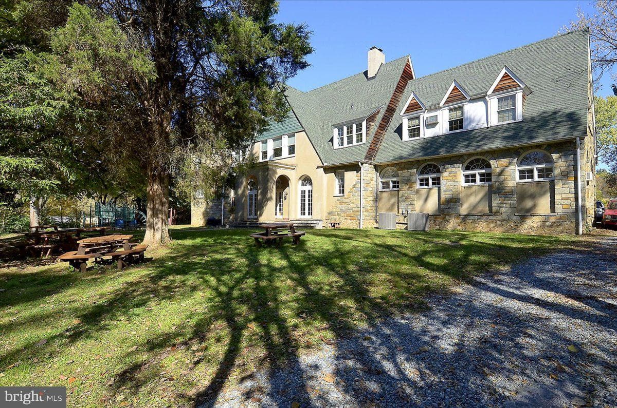 6511 Kenhowe Drive photo 36