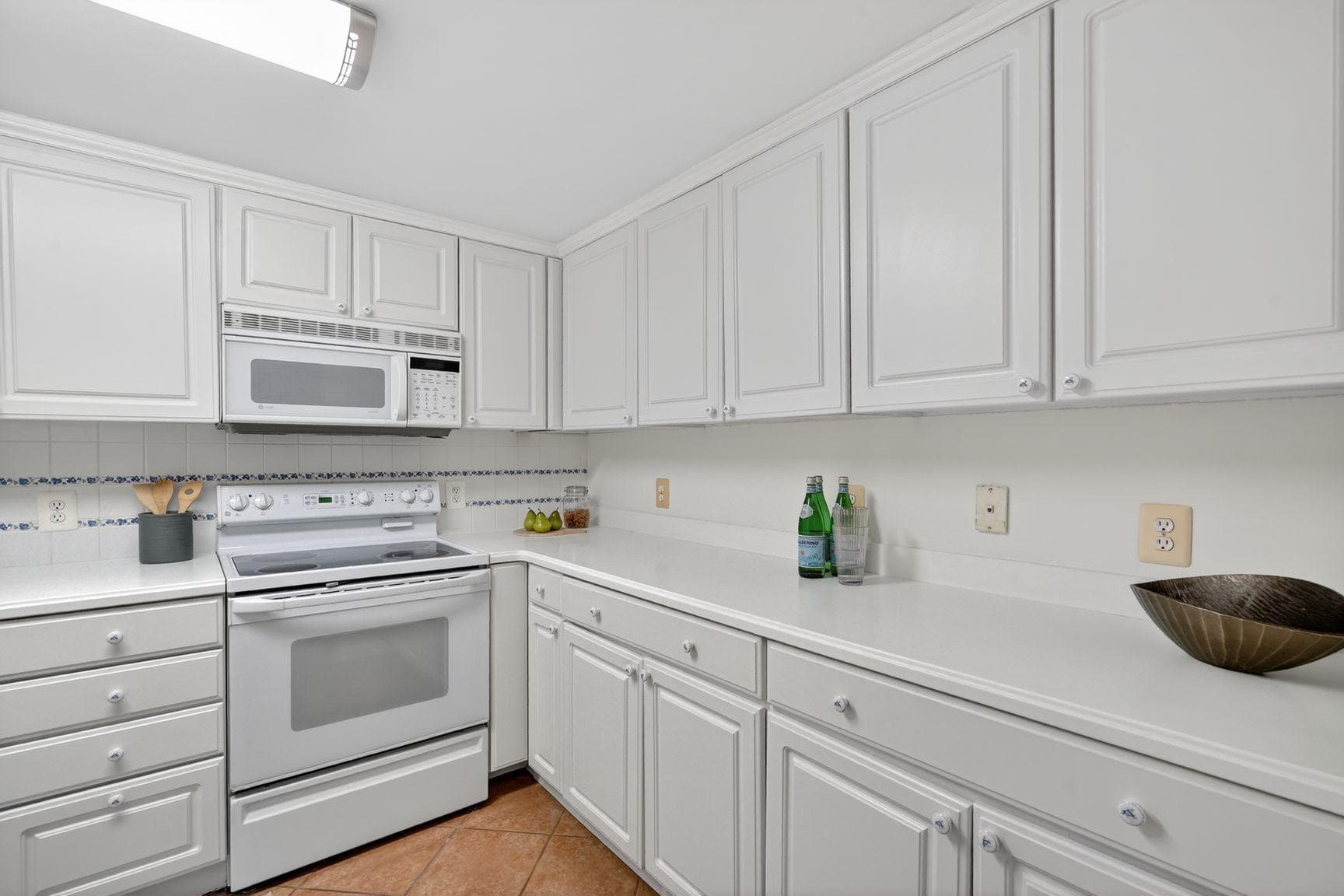 4601 N Park Avenue #214p photo 7
