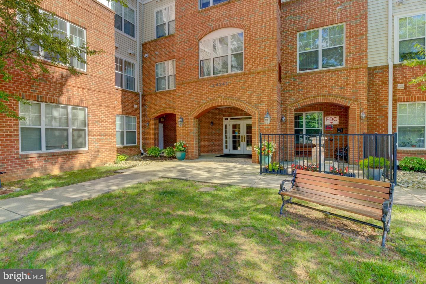 14241 Kings Crossing Boulevard #108 photo 3