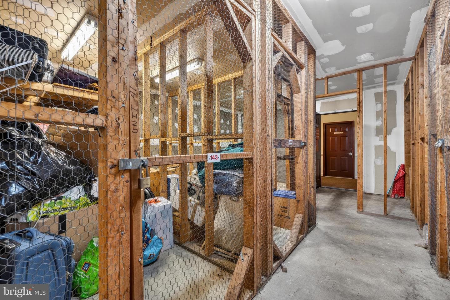 3323 Sir Thomas Drive #3-A-41 photo 32