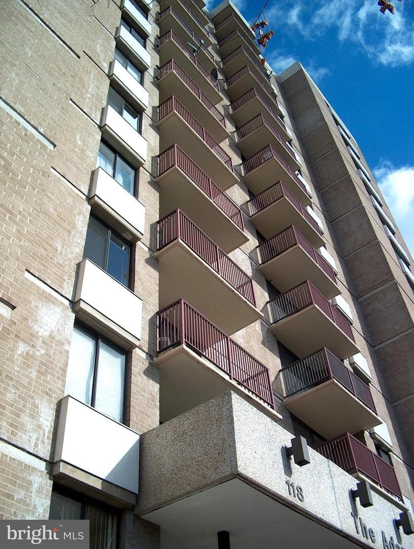 118 Monroe Street #701 photo 2