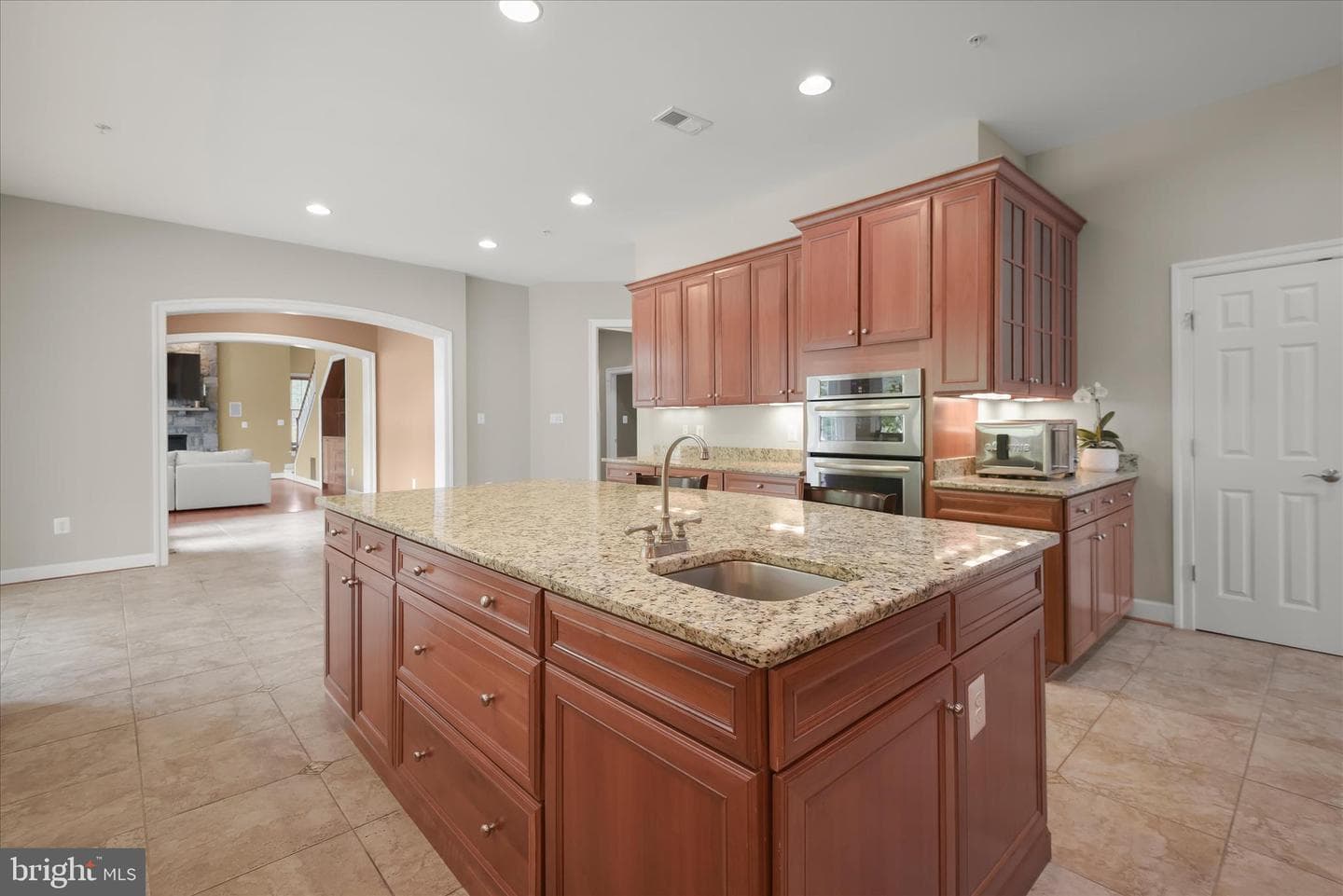 10130 Sycamore Hollow Lane photo 31