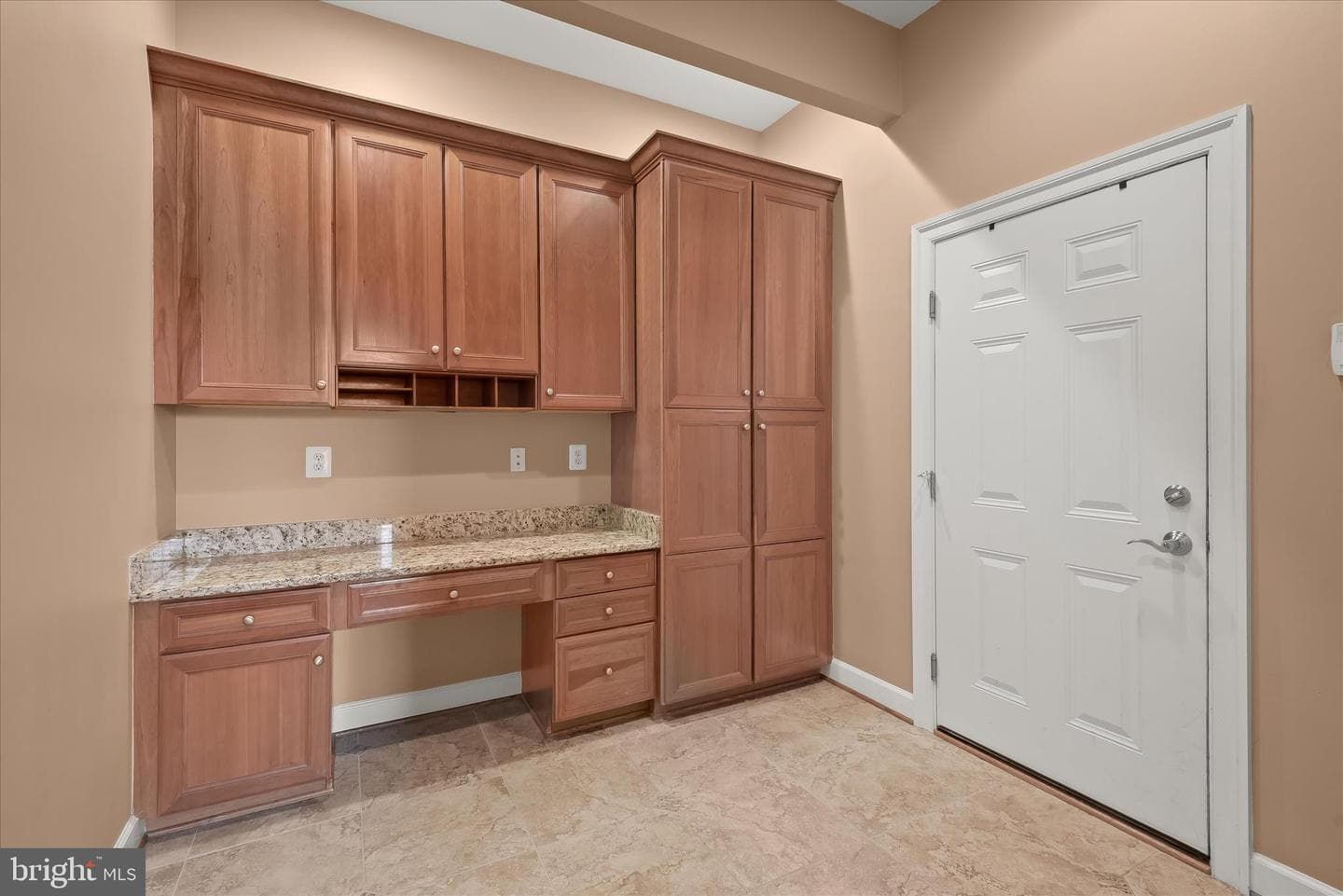 10130 Sycamore Hollow Lane photo 43
