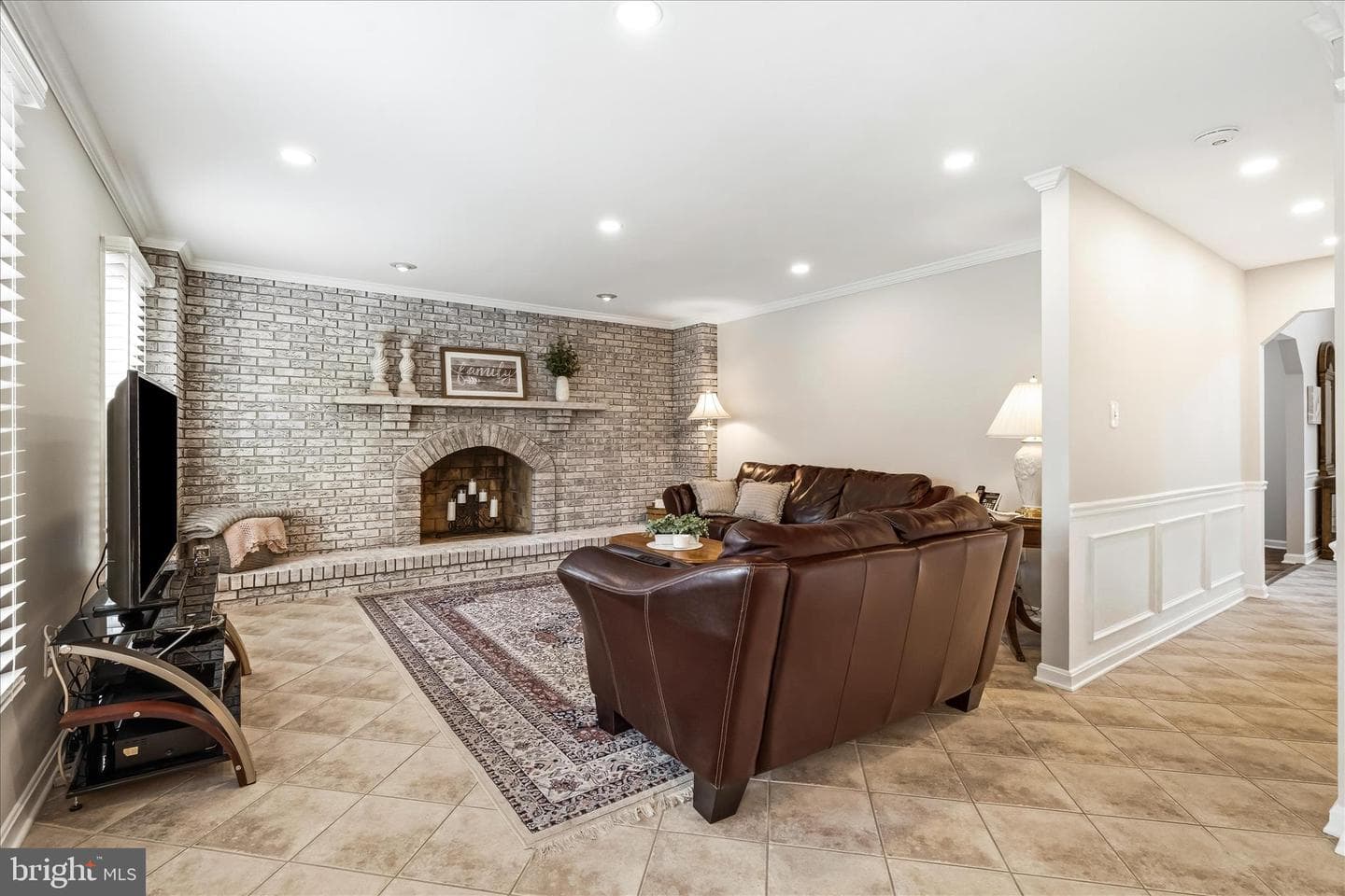14717 Laurelwood Lane photo 17