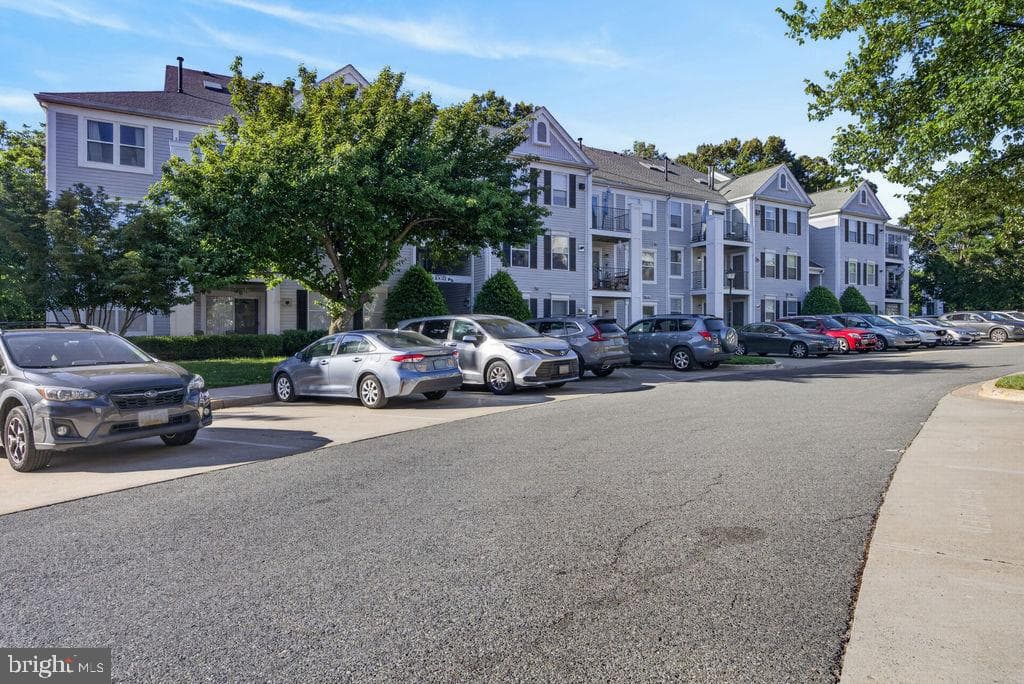10021 Vanderbilt Circle #2, Rockville