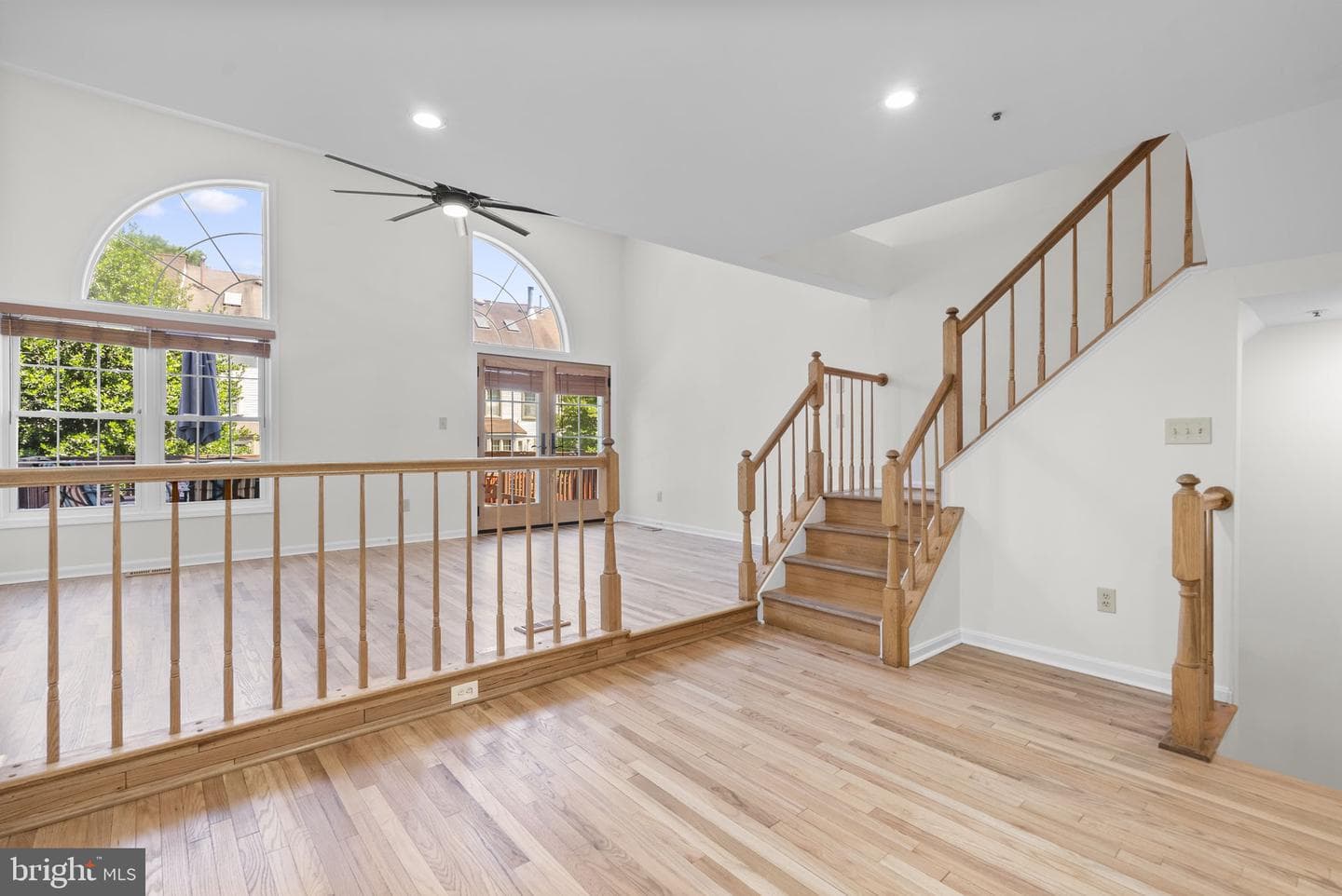 2040 Westchester Drive photo 13