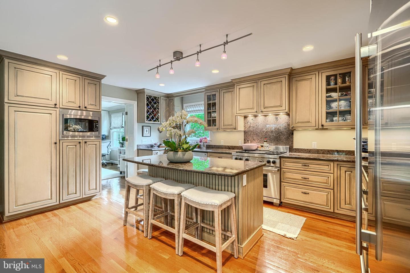 5617 Northfield Road photo 21