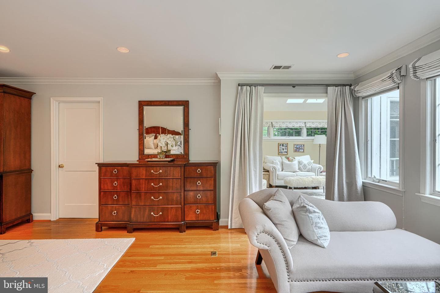 5617 Northfield Road photo 35