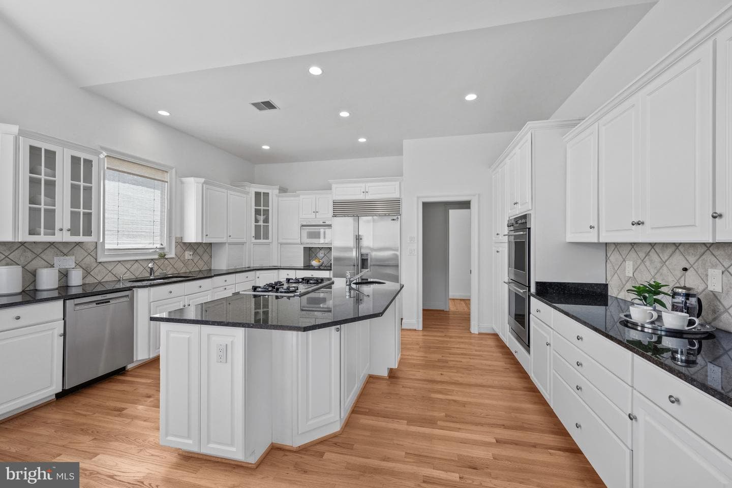 26 / 28 Beman Woods Court photo 19