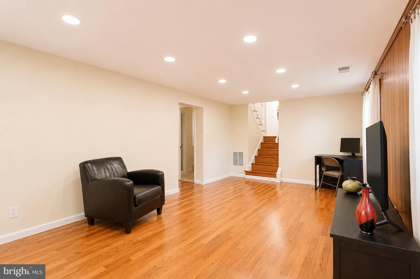 2518 Lindley Terrace photo 16