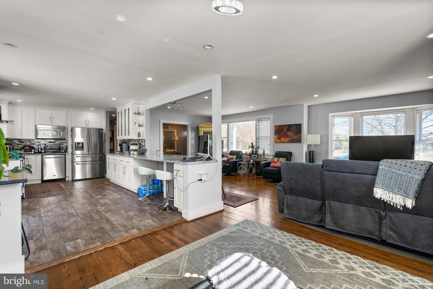 6401 Dorsey Road photo 14