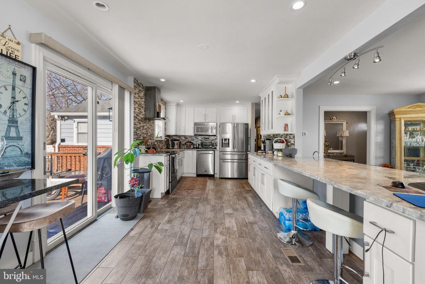 6401 Dorsey Road photo 16