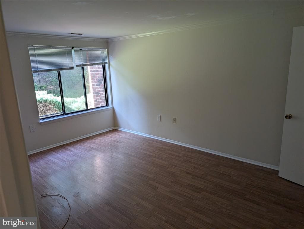 18022 Chalet Drive #27-103 photo 10