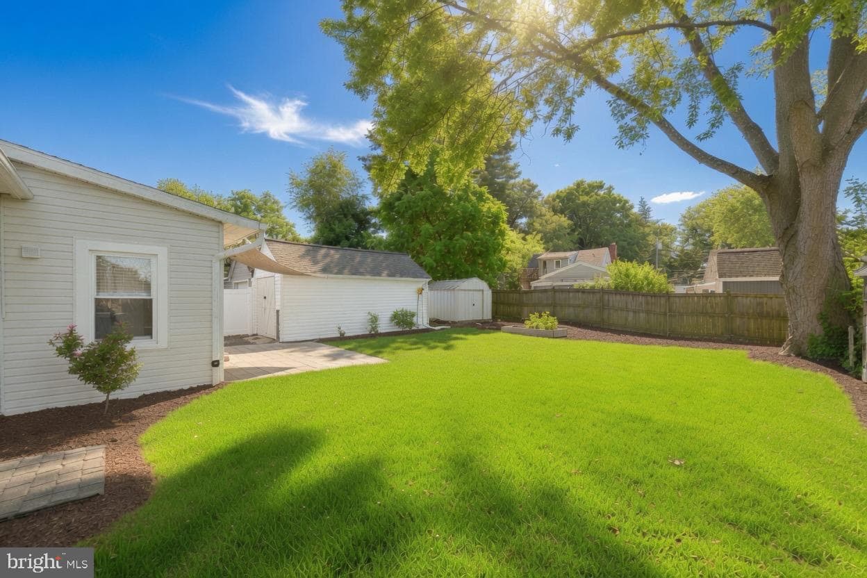 1011 Paul Drive photo 14