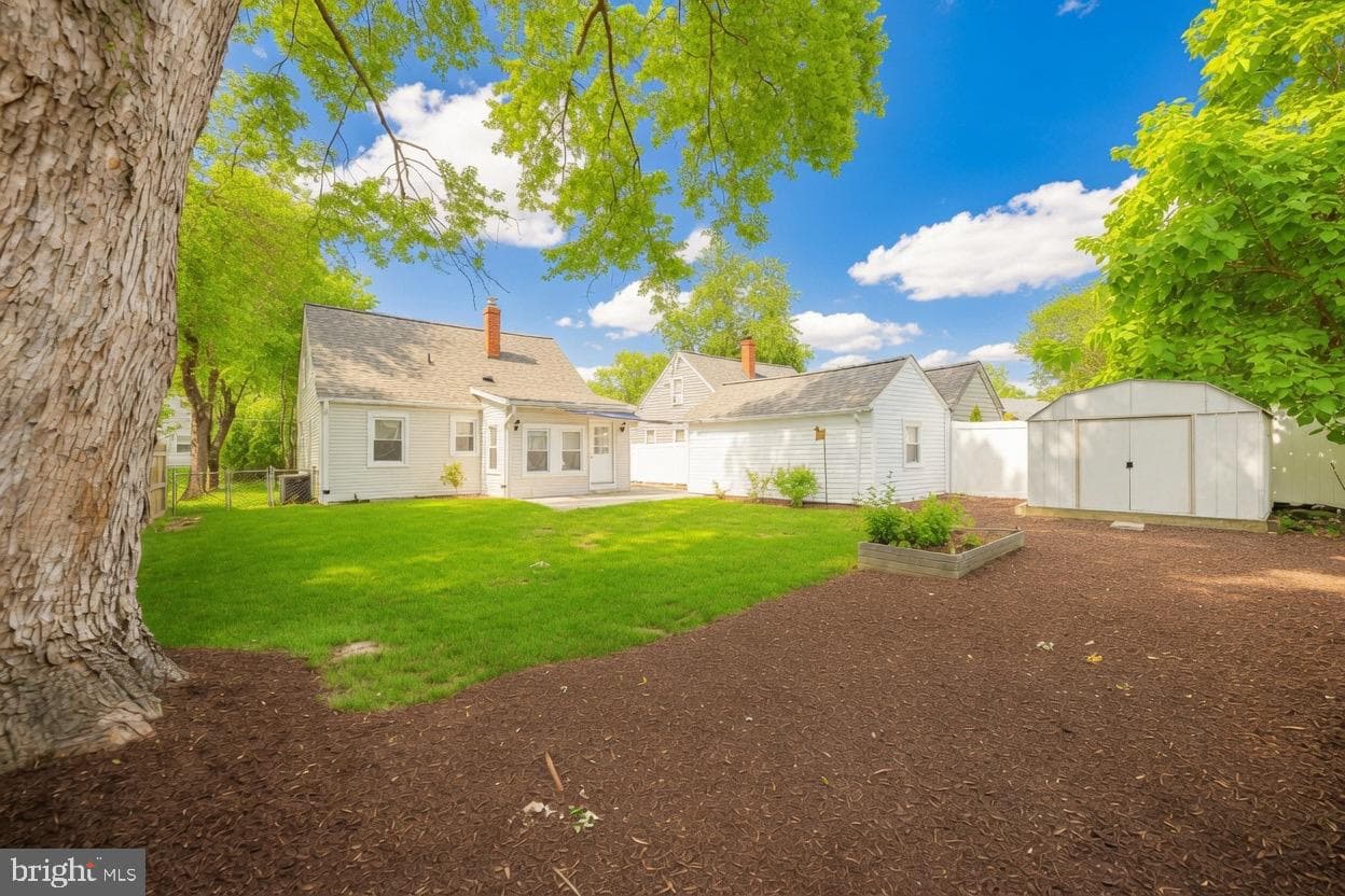 1011 Paul Drive photo 15