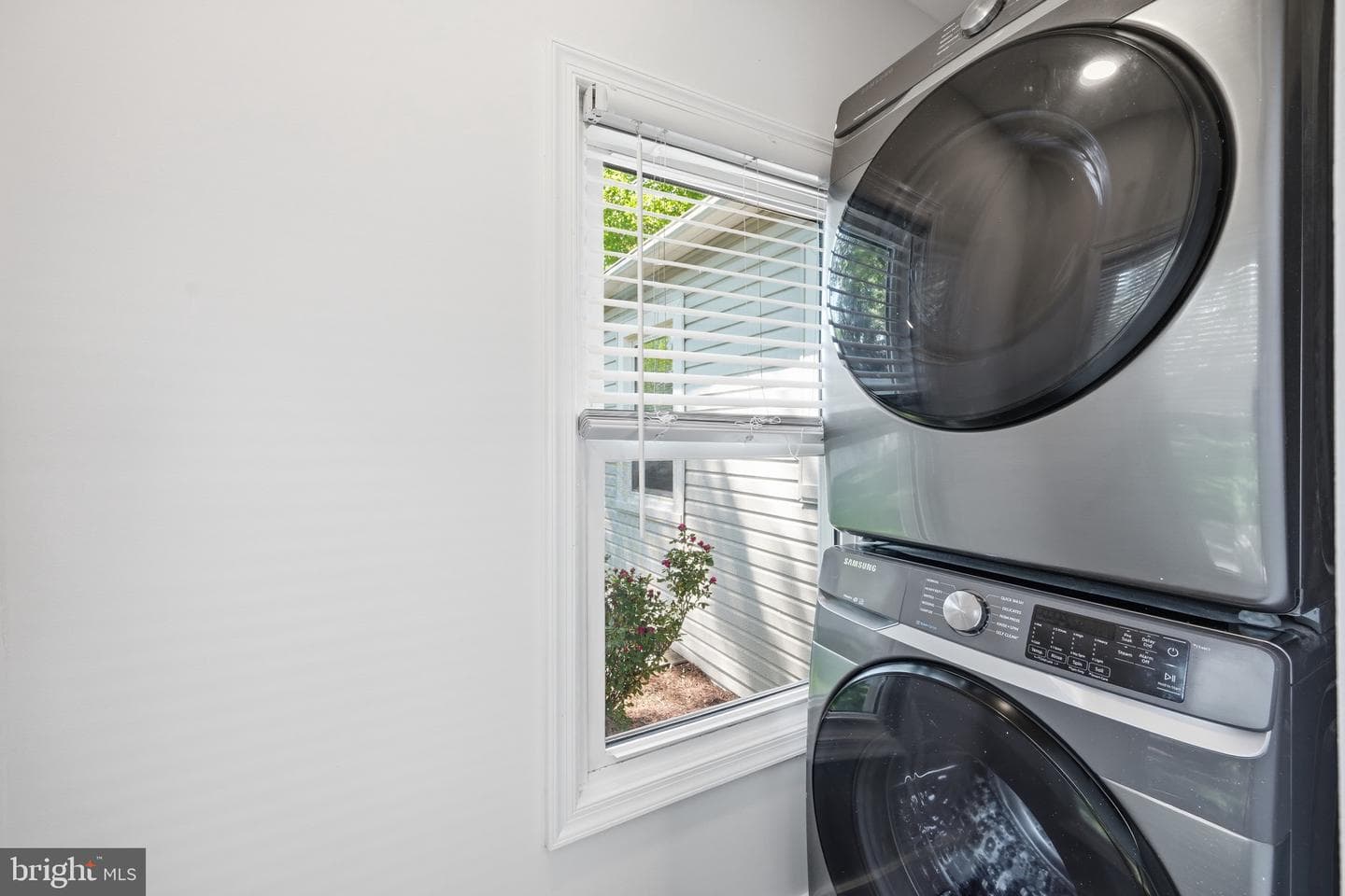 1011 Paul Drive photo 6
