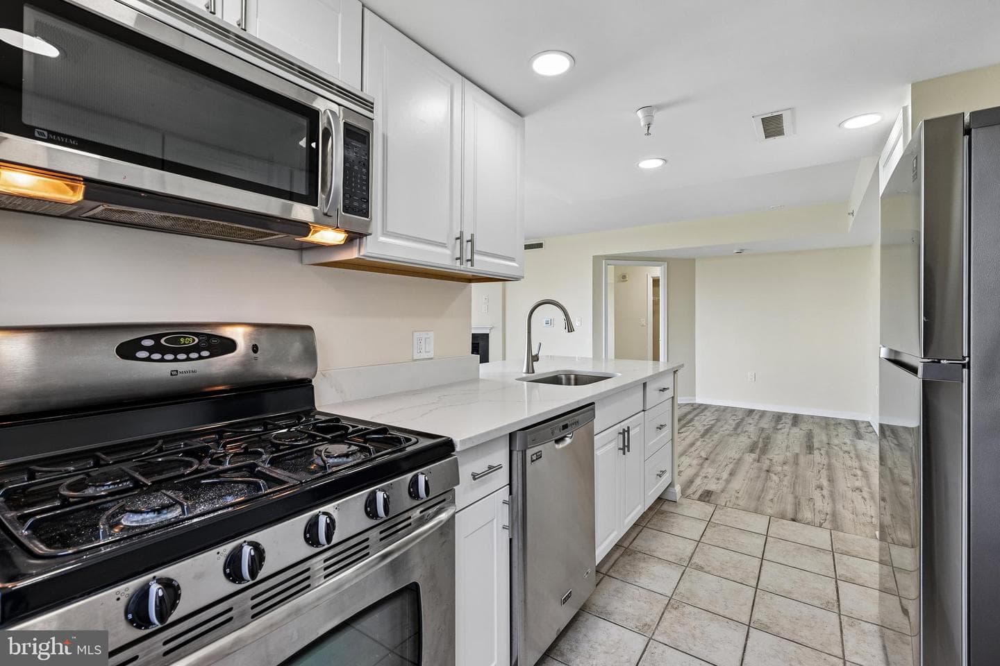 11710 Old Georgetown Road #1116 photo 6