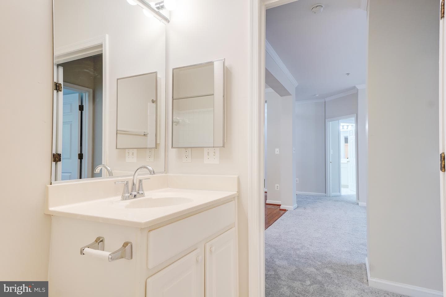 311 High Gables Drive #206 photo 20