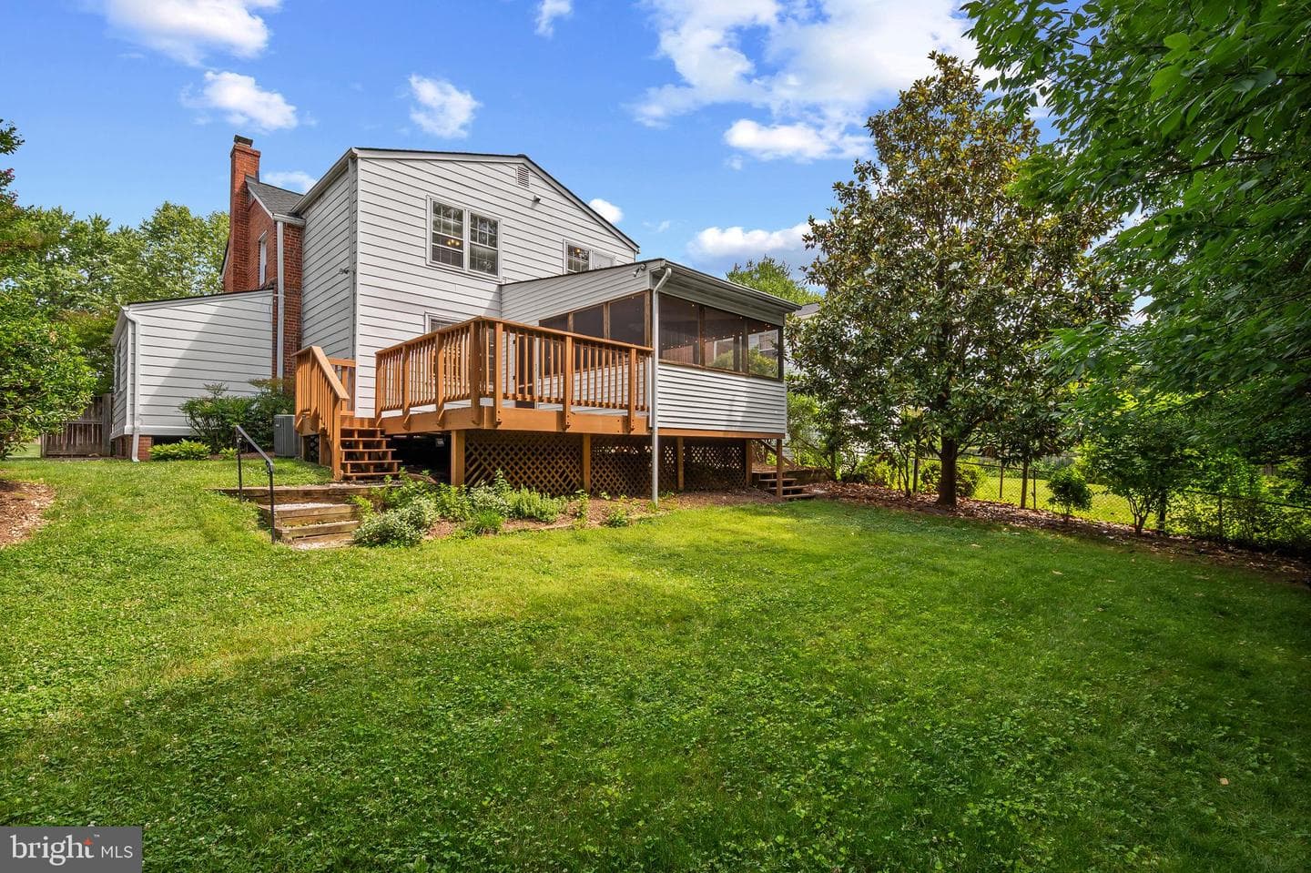 2110 Dayton Street photo 48