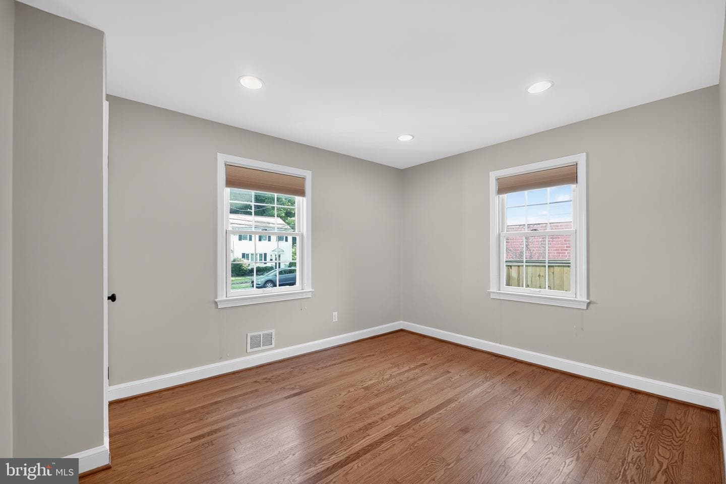 1724 Dublin Drive photo 26
