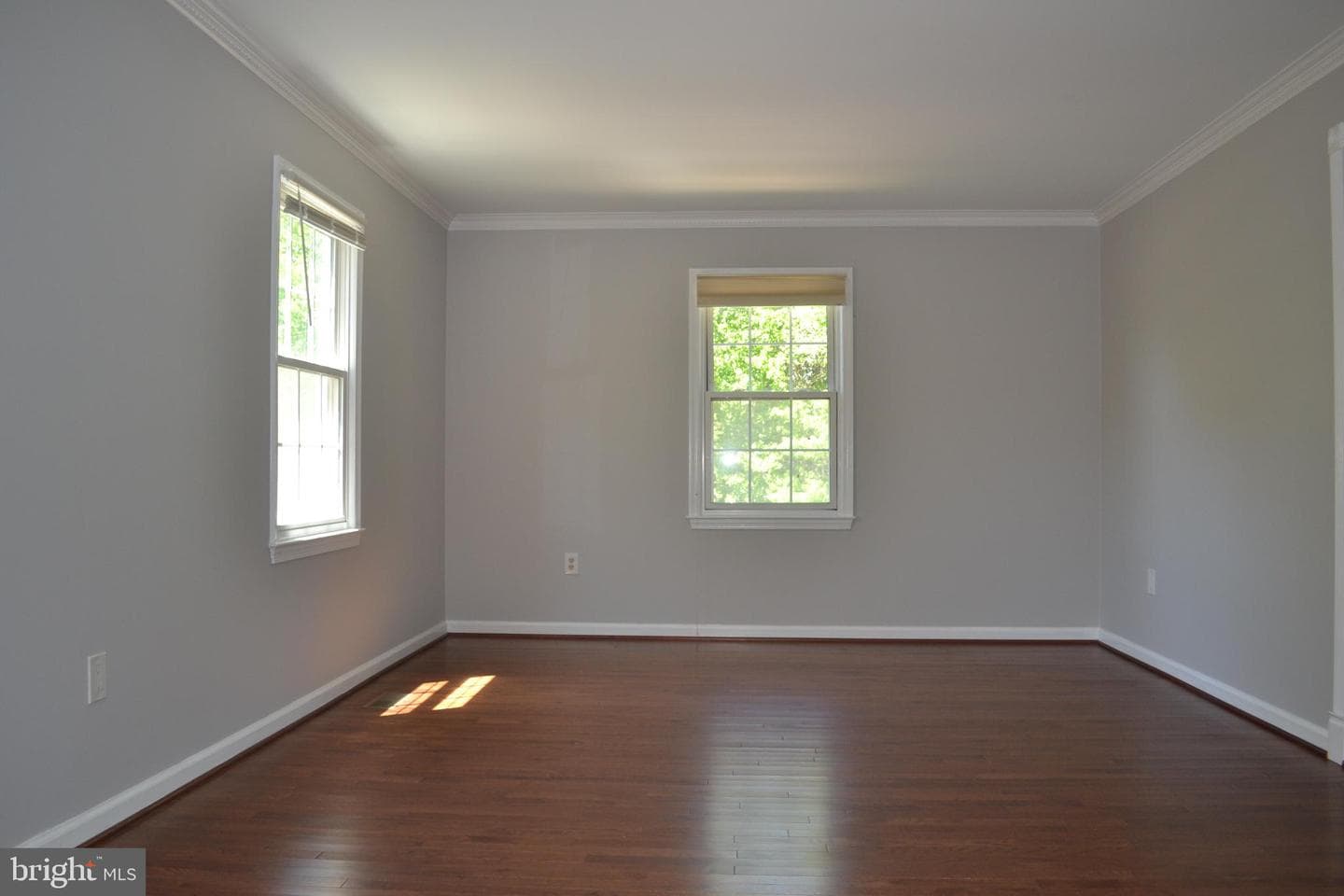 1 Ingleside Court photo 6