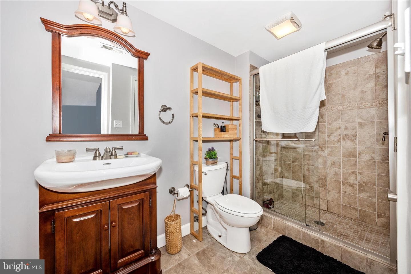 22405 Brook Point Way photo 38