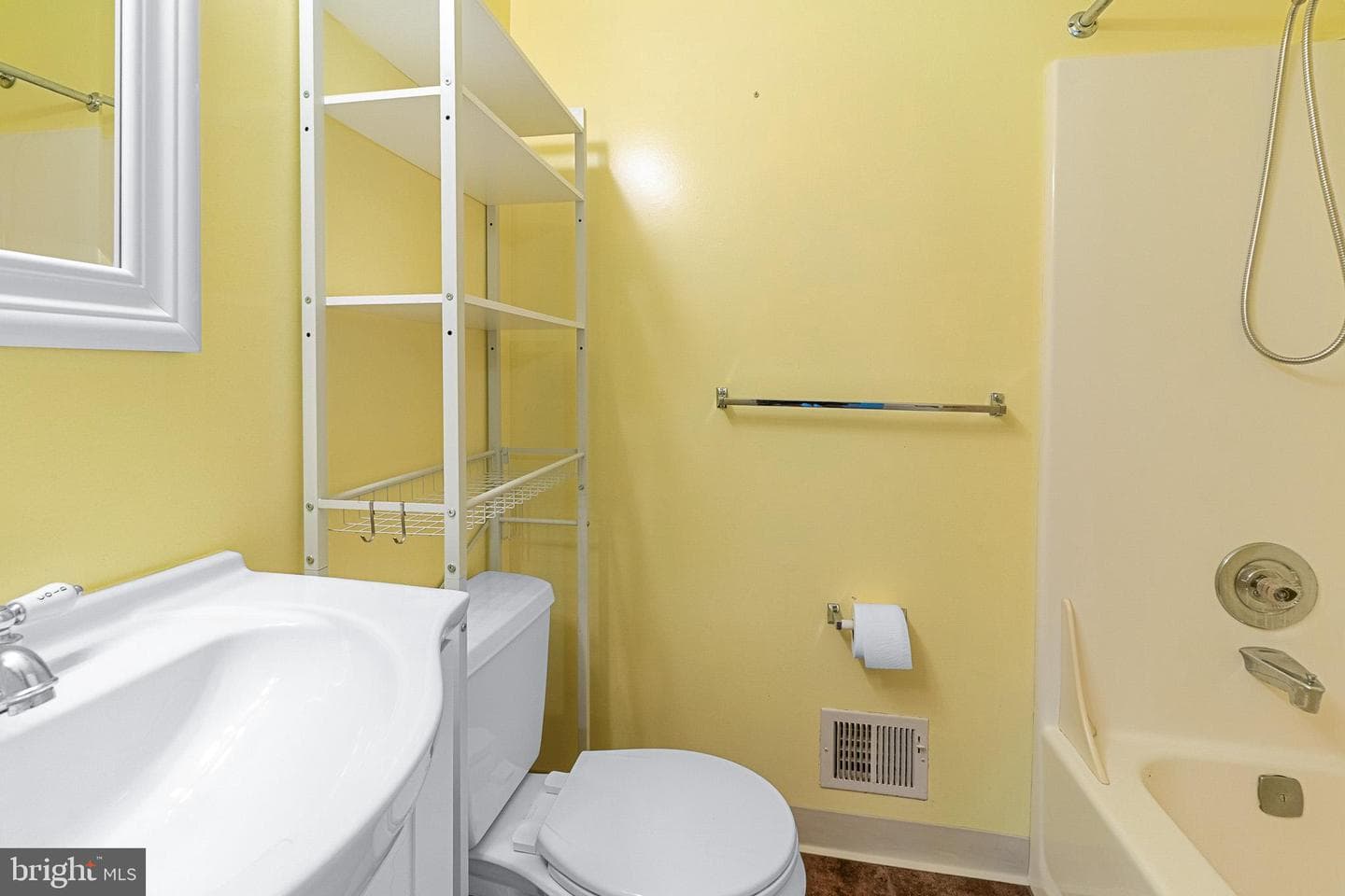 8743 Kelso Terrace photo 23