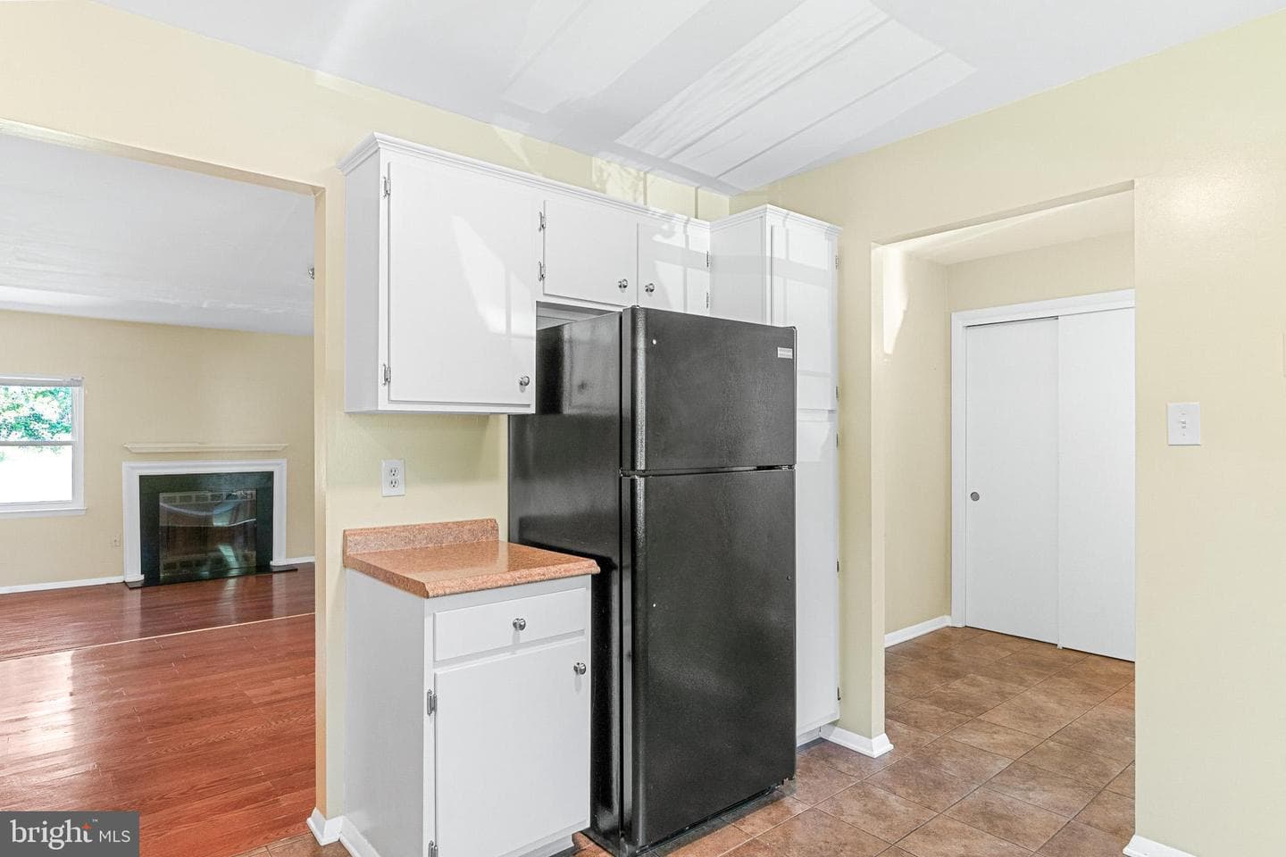 8743 Kelso Terrace photo 5