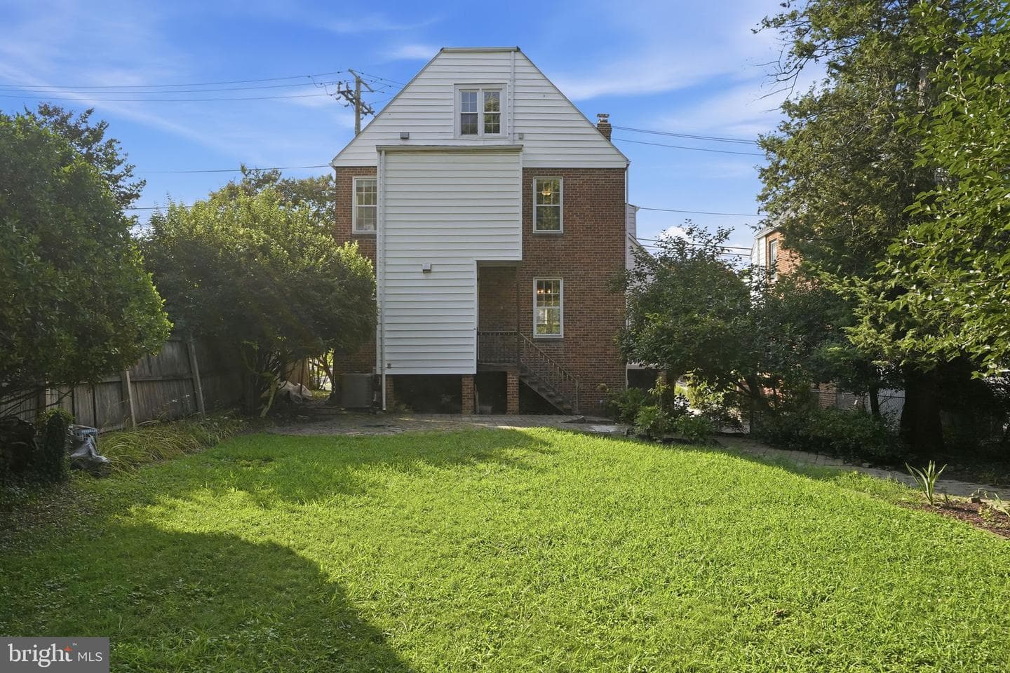 710 Wayne Avenue photo 34