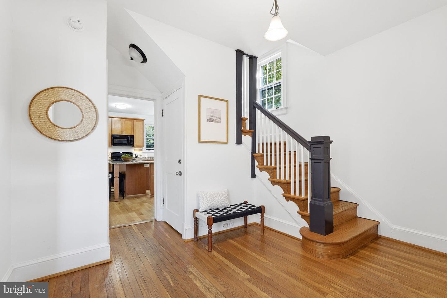 710 Wayne Avenue photo 4