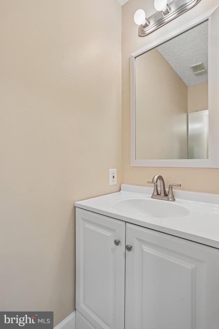 19322 Liberty Heights Lane photo 20