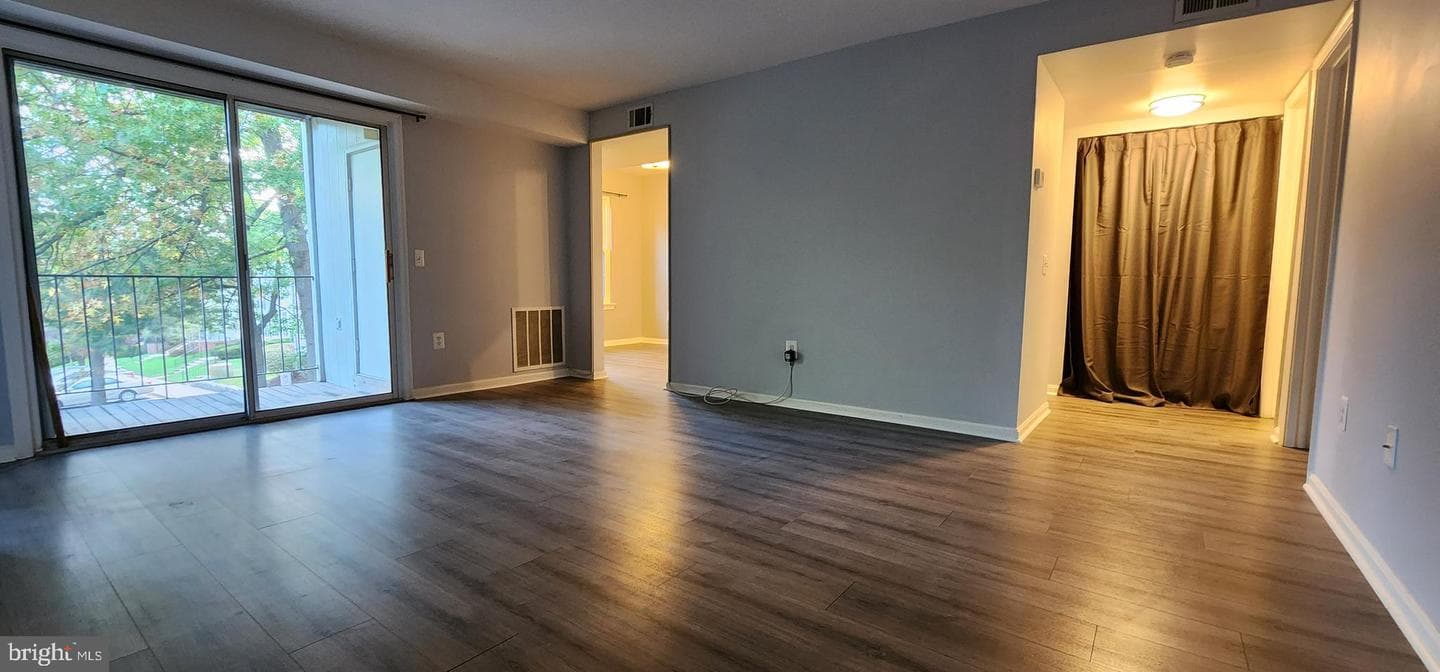 20220 Shipley Terrace #202, Germantown