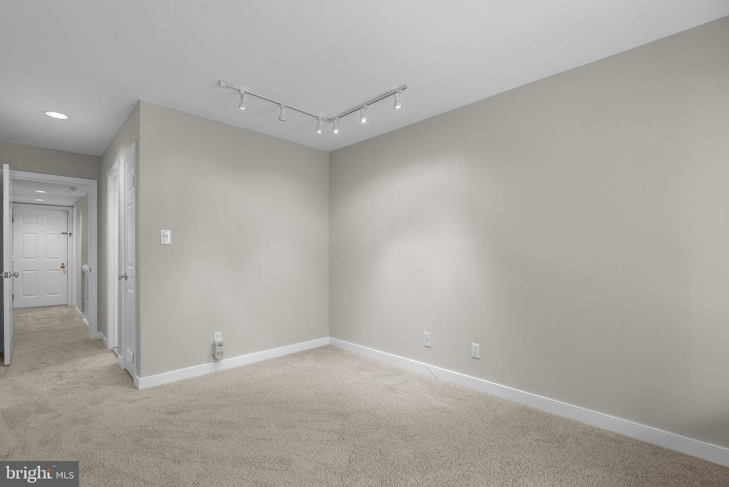 11420 Strand Drive #r-010 photo 30