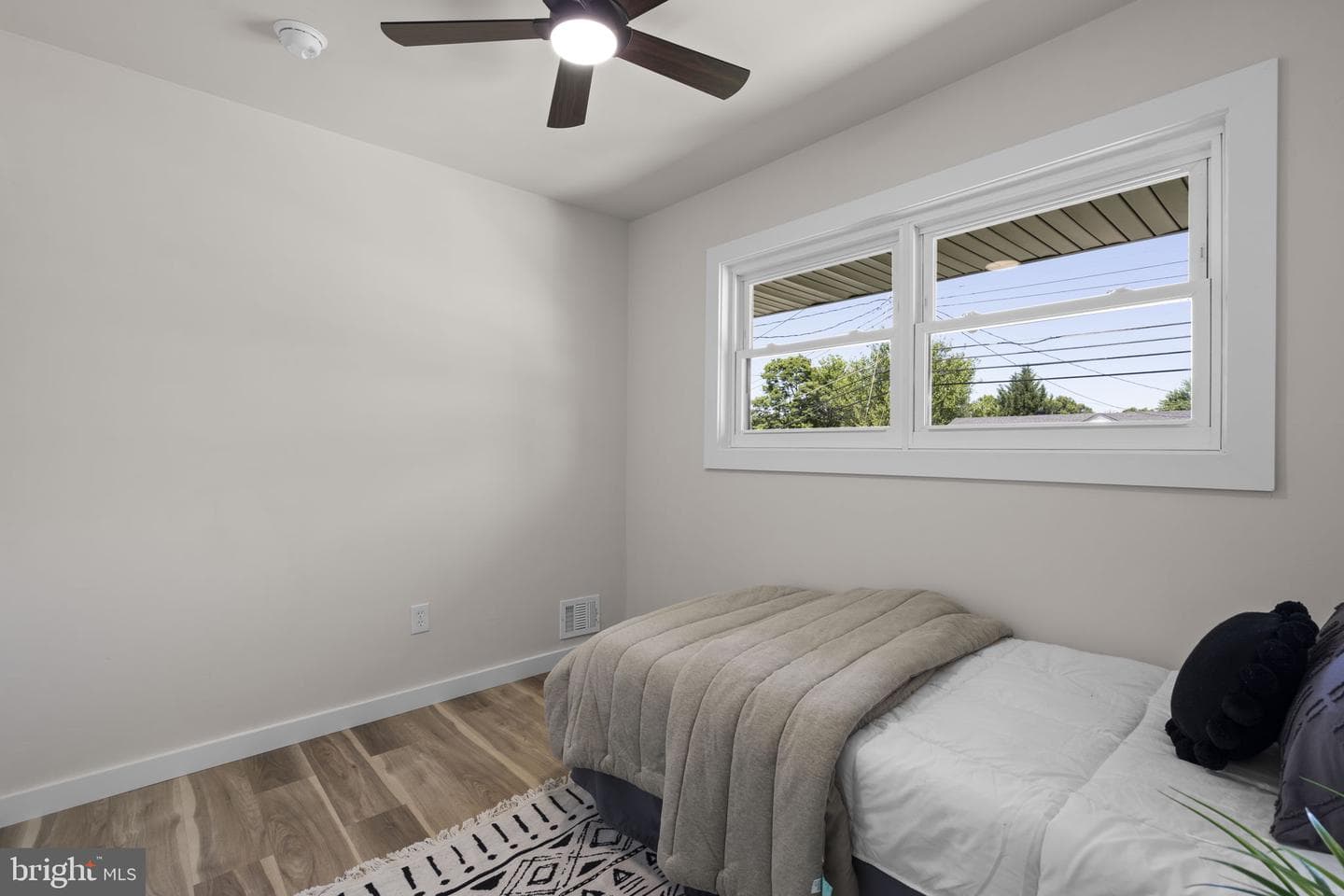 4304 Elizabeth Street photo 23