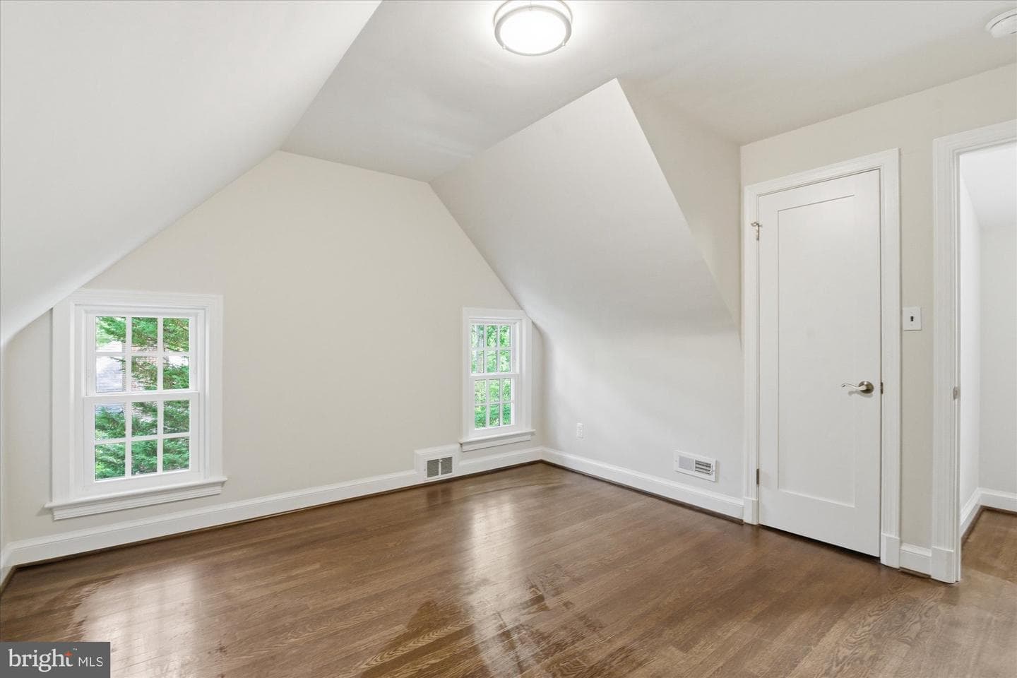7825 Oldchester Road photo 52
