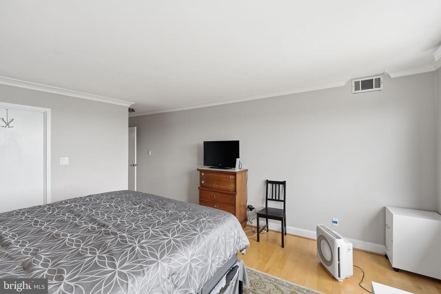 5225 Pooks Hill Road #1819n photo 21