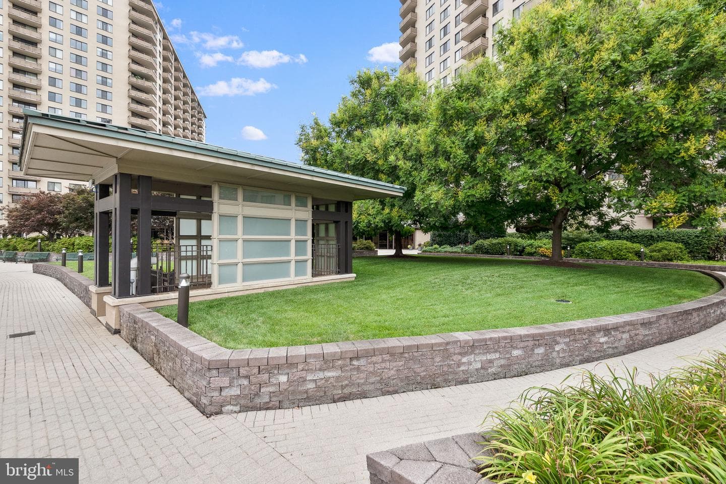 5225 Pooks Hill Road #1819n photo 55