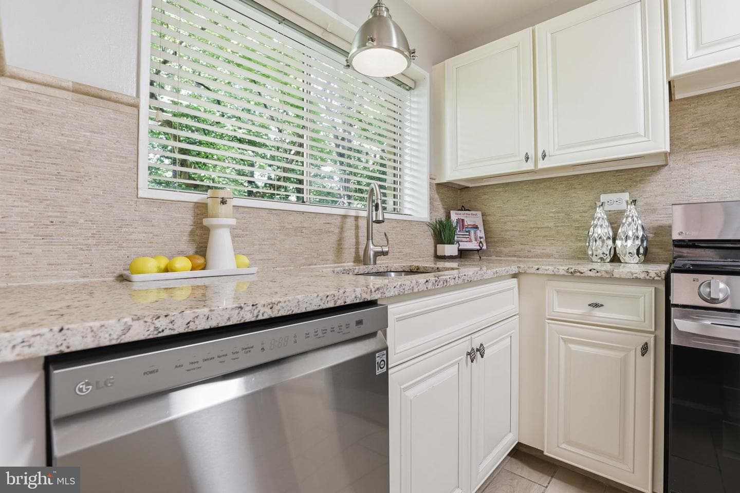 10636 Montrose Avenue #2 photo 13
