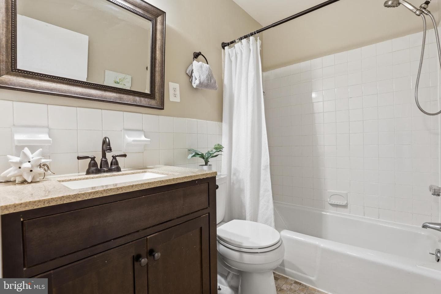 10636 Montrose Avenue #2 photo 21
