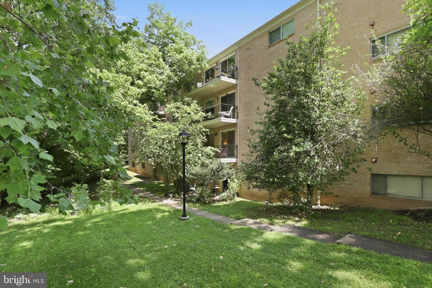 10636 Montrose Avenue #2 photo 31