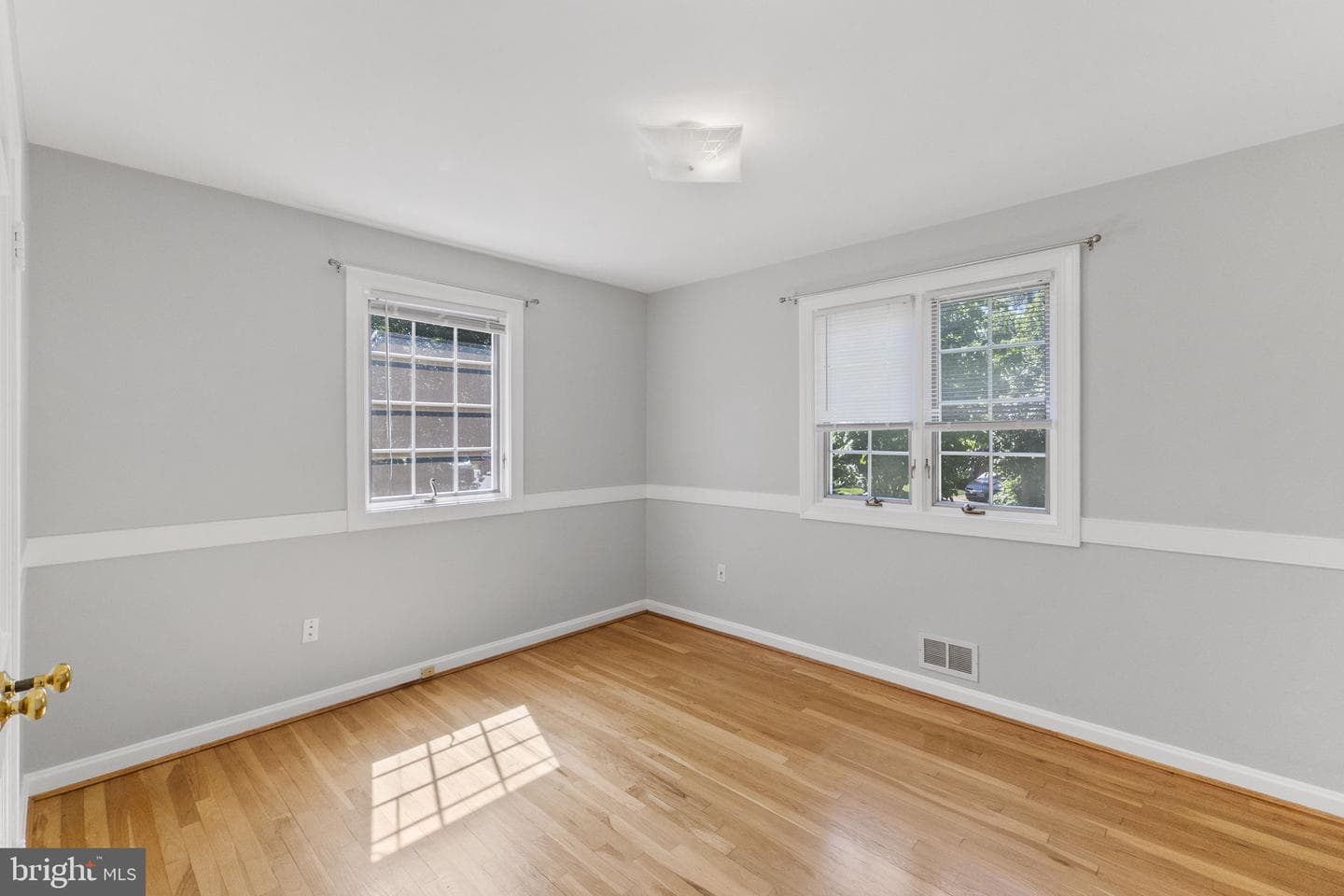 4909 Aurora Drive photo 30