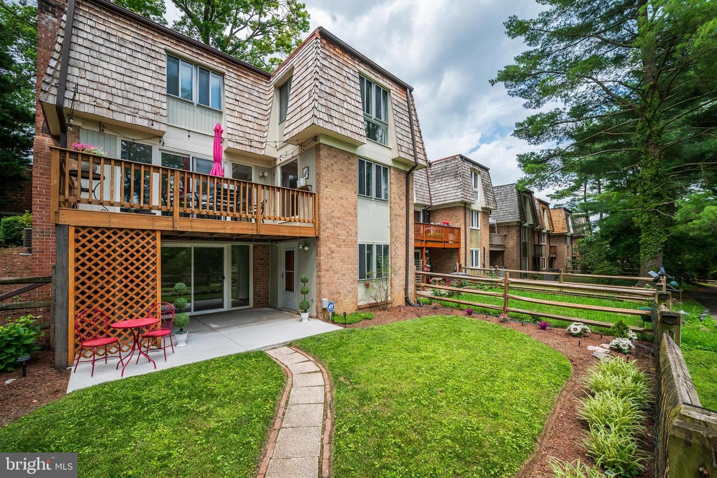 10212 Kindly Court photo 64