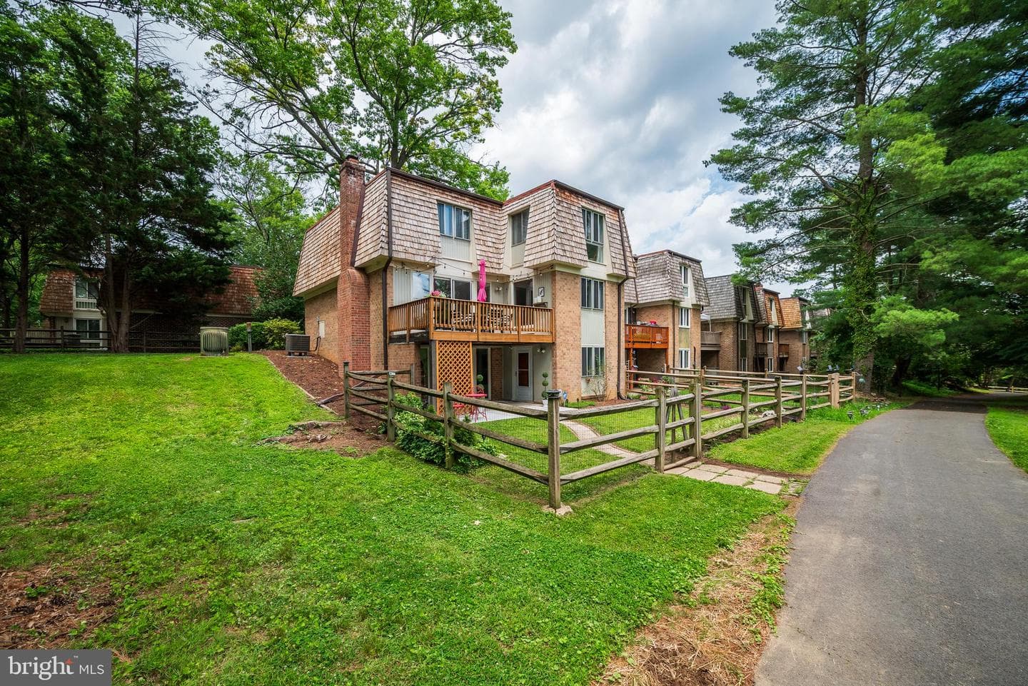 10212 Kindly Court photo 65