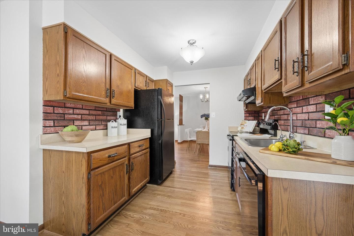 4711 Miltfred Terrace photo 24