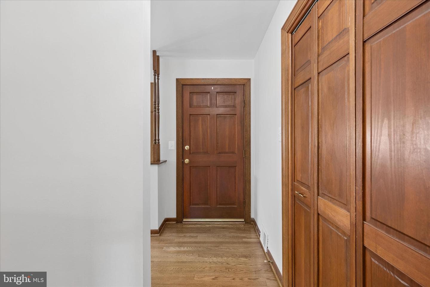 4711 Miltfred Terrace photo 5